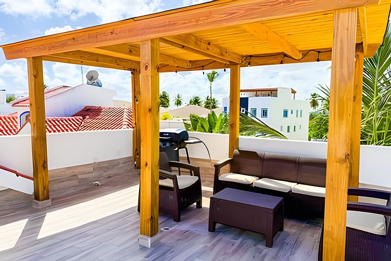 A solo 10 min de la playa! Terraza privada con BBQ