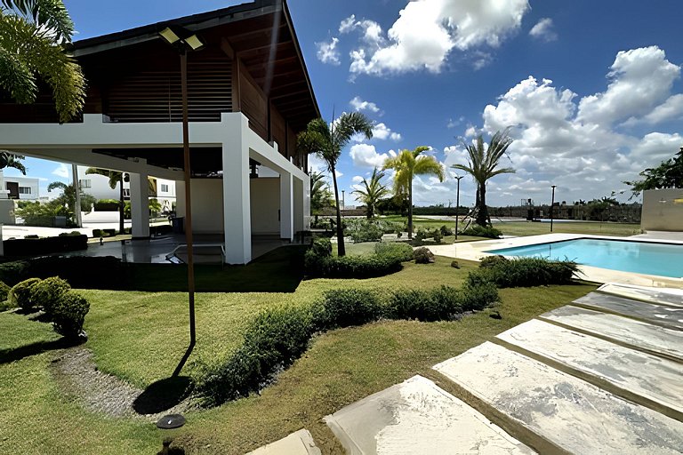 Come and enjoy this beautiful villa! Private pool