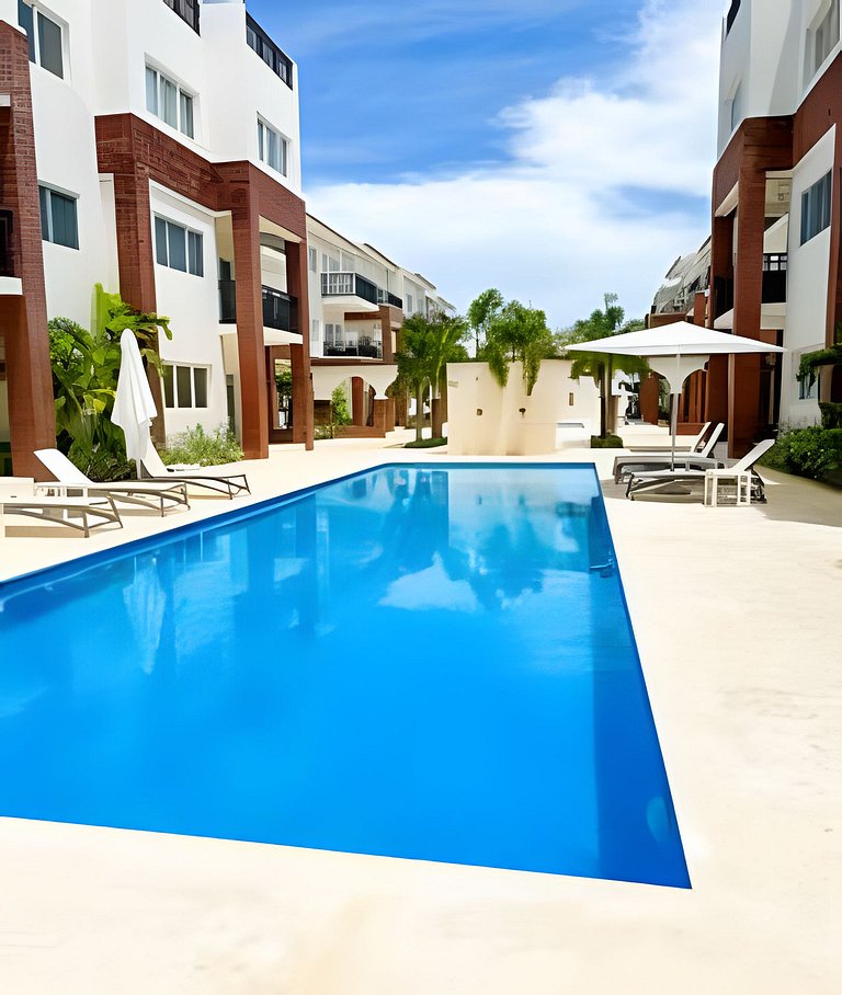 ¡Condominio con azotea a pasos de la playa!