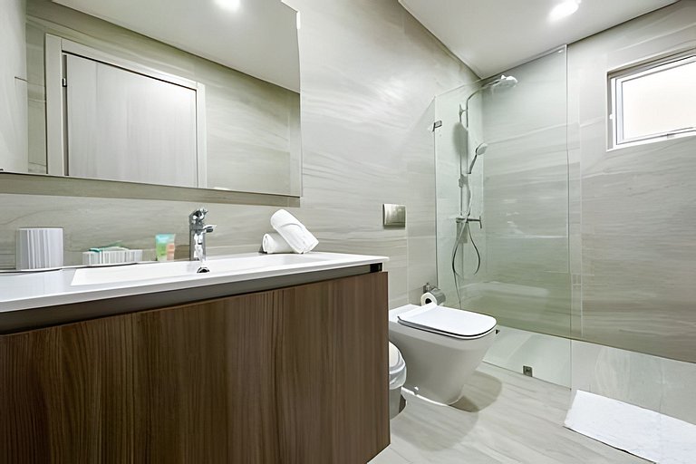 ¡Condominio con azotea a pasos de la playa!