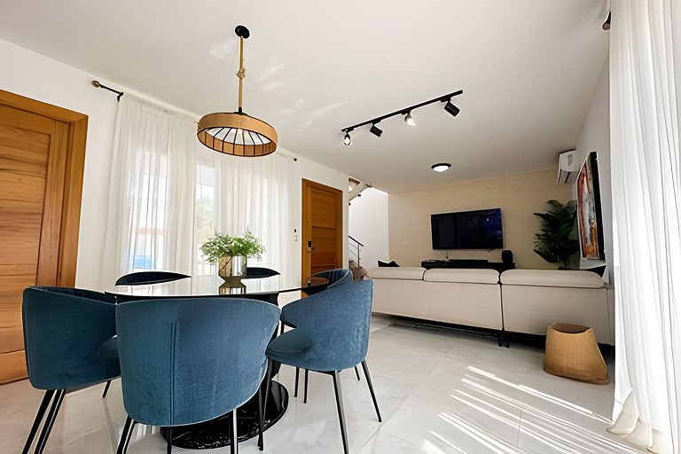 Hermosa Villa Picuzzi privado! Cerca del Downtown