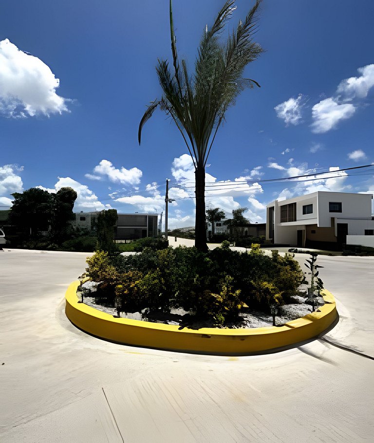 Hermosa Villa Picuzzi privado! Cerca del Downtown