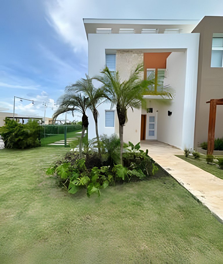 Exclusive 4-Br Villa with Pool @ Oasis del Lago