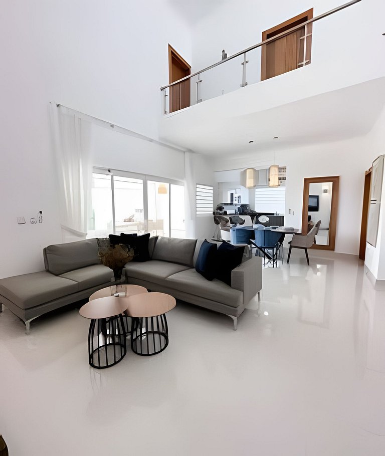 Exclusive 4-Br Villa with Pool @ Oasis del Lago