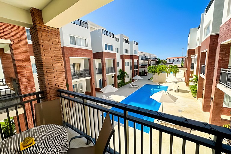 Coral Village II- Pool view 2 BR condo near beach!