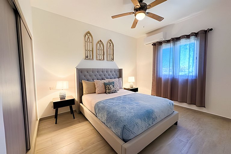 Coral Village II- Pool view 2 BR condo near beach!