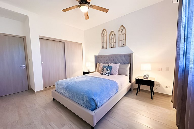 Coral Village II- Pool view 2 BR condo near beach!