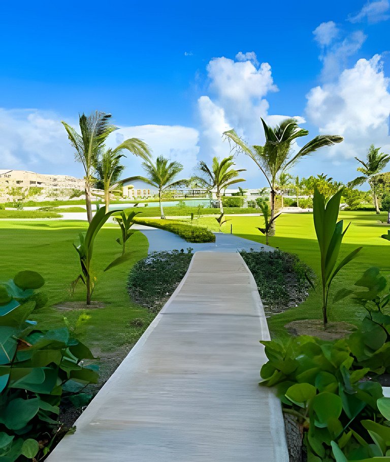 Condo in The Beach with private artificial Beach