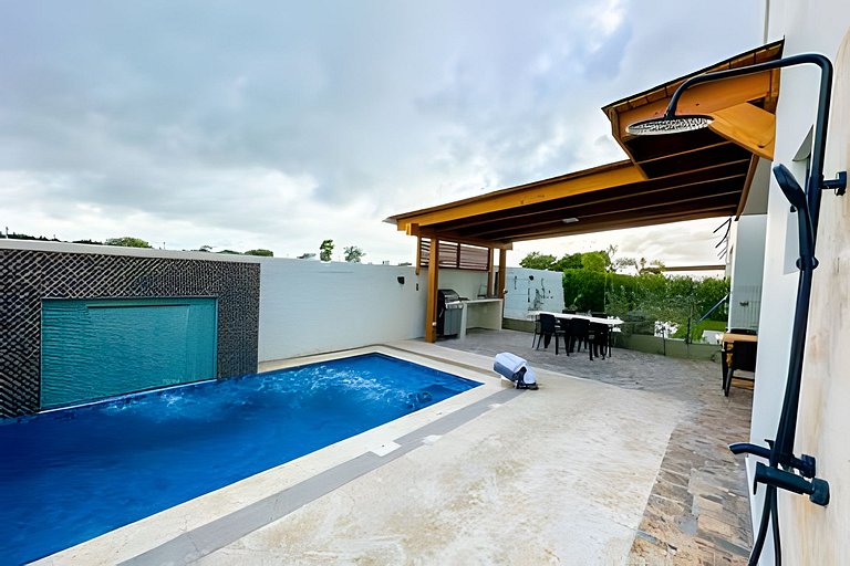 Villa familiar en Punta Cana! Piscina Climatizada