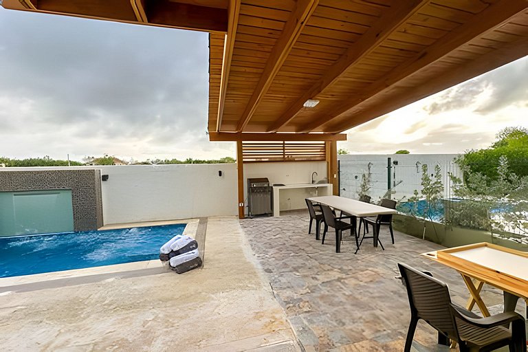 Villa familiar en Punta Cana! Piscina Climatizada