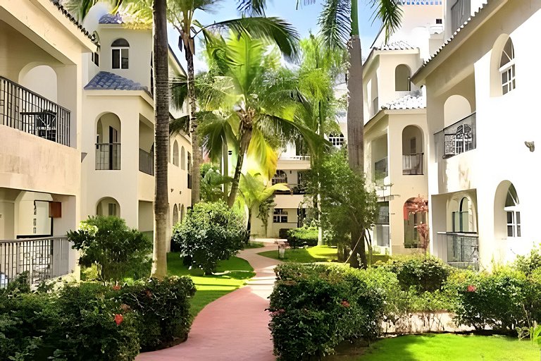 Charming condo with pool near Bavaro Beach