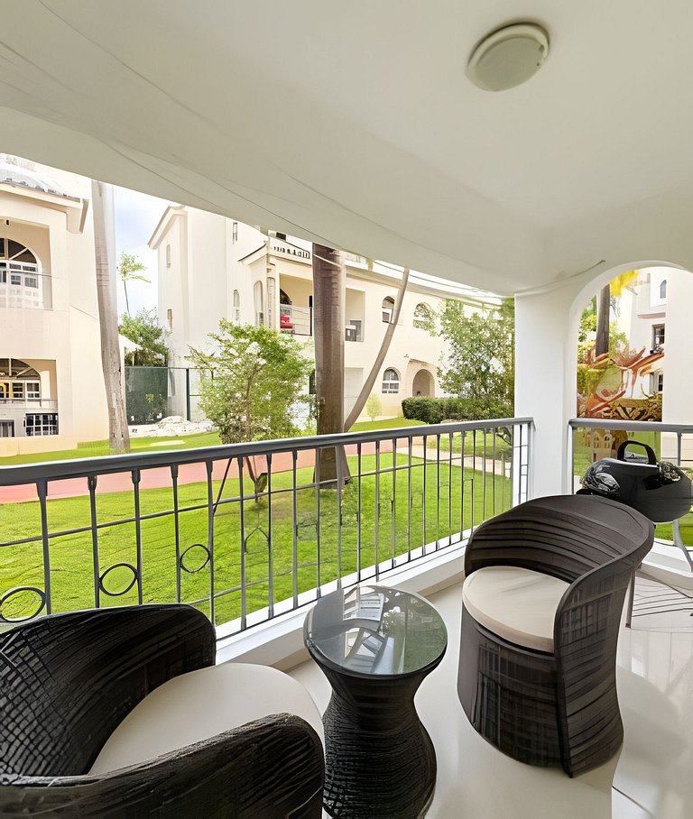 Charming condo with pool near Bavaro Beach