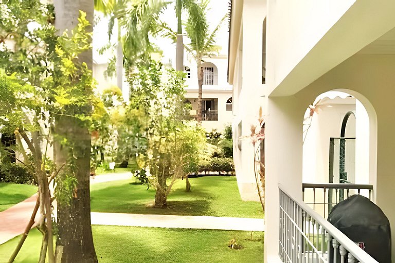 Charming condo with pool near Bavaro Beach