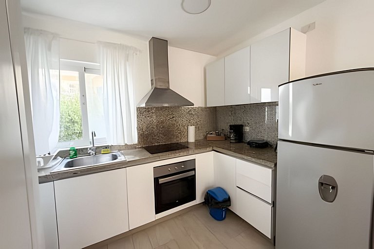 Escapate en este apartamento a min de la playa